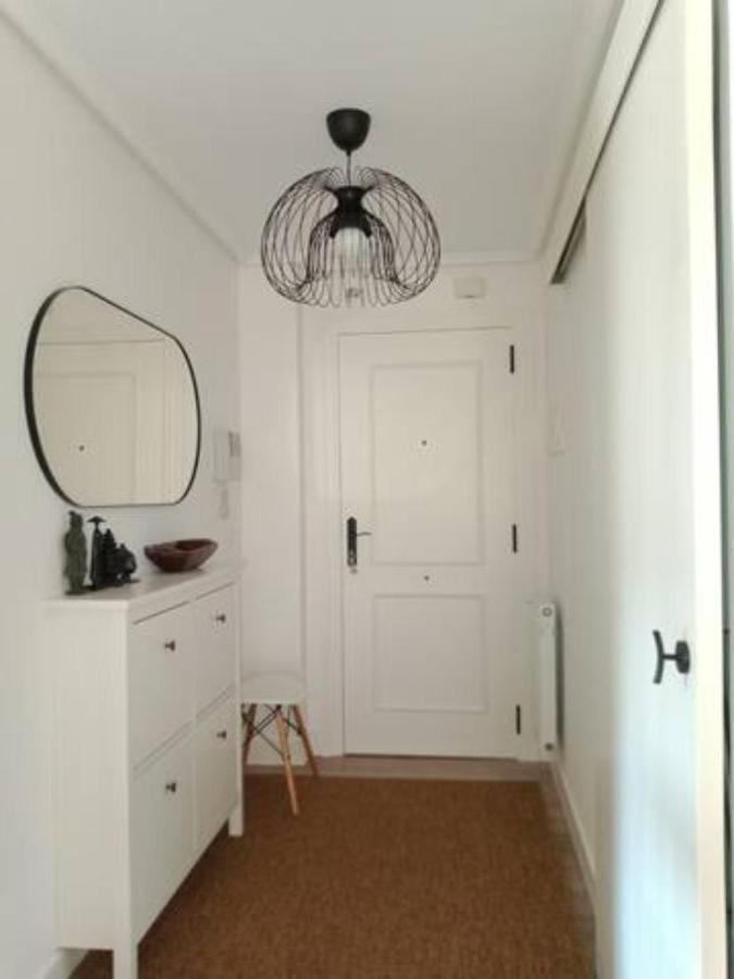 Apartamento Con Suite, Zona De Trabajo Y Yoga Wifi Y Garaje Castro Urdiales Dış mekan fotoğraf